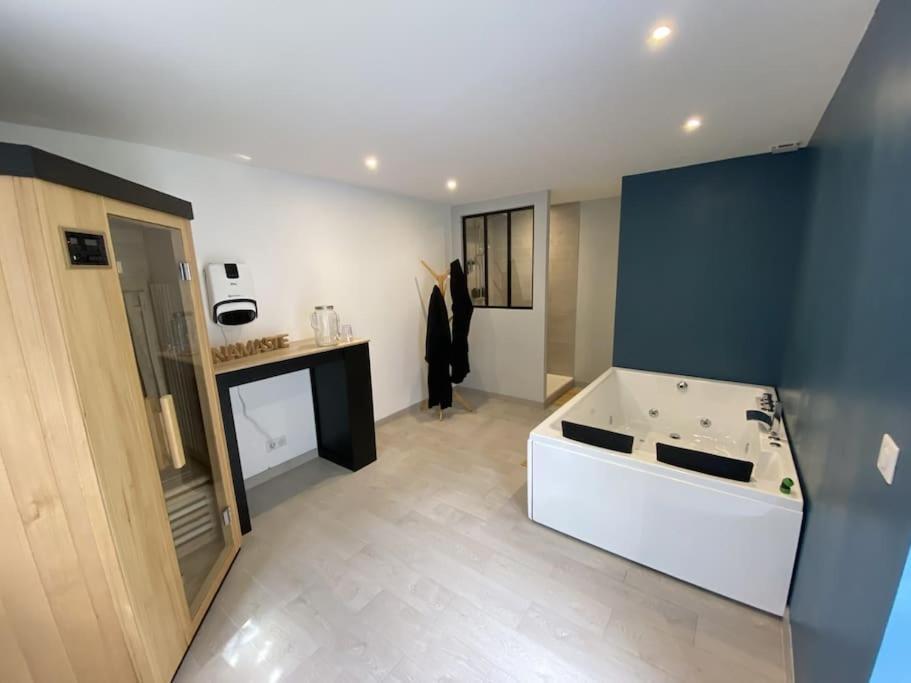 Detente Et Spa Pour Se Ressourcer Bullion Bagian luar foto
