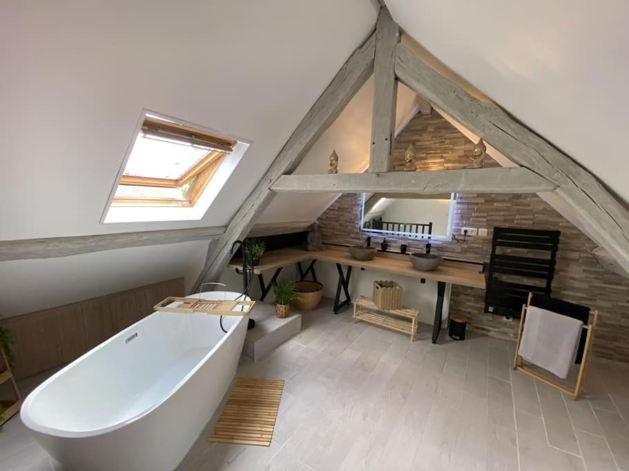 Detente Et Spa Pour Se Ressourcer Bullion Bagian luar foto